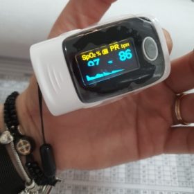 Pulse Oximeter Fingertip - Saturation Oxygen Monitor Fingertip - Heart Rate Monitor Without Battery photo review