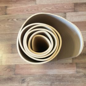 TPE Lotus Pattern Suede Yoga Mat Non-Slip 5 MM photo review