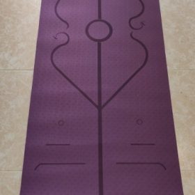 TPE Yoga Mat with Position Line Non Slip Carpet Mat For Beginners 1830*610*6mm photo review