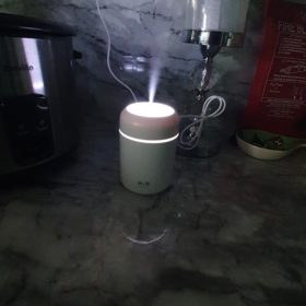 H2O USB Air Humidifier and Fragrance Diffuser photo review