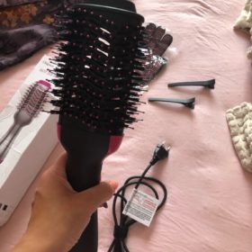 One Step Hair Dryer Hot Air Brush And Volumizer Hot Air Brush photo review