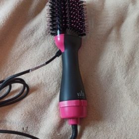 One Step Hair Dryer Hot Air Brush And Volumizer Hot Air Brush photo review