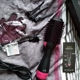 One Step Hair Dryer Hot Air Brush And Volumizer Hot Air Brush photo review