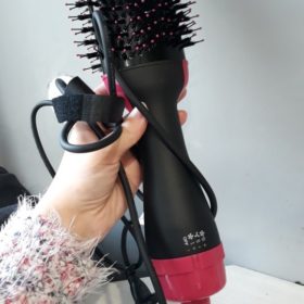 One Step Hair Dryer Hot Air Brush And Volumizer Hot Air Brush photo review