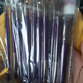 MAANGE 18 Pcs Premium Synthetic Makeup Brush photo review