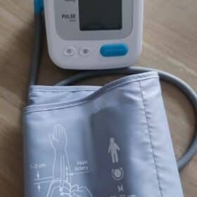 Digital Blood Pressure Monitor Upper Arm Cuff Automatic Home BP Sphygmomanometers photo review